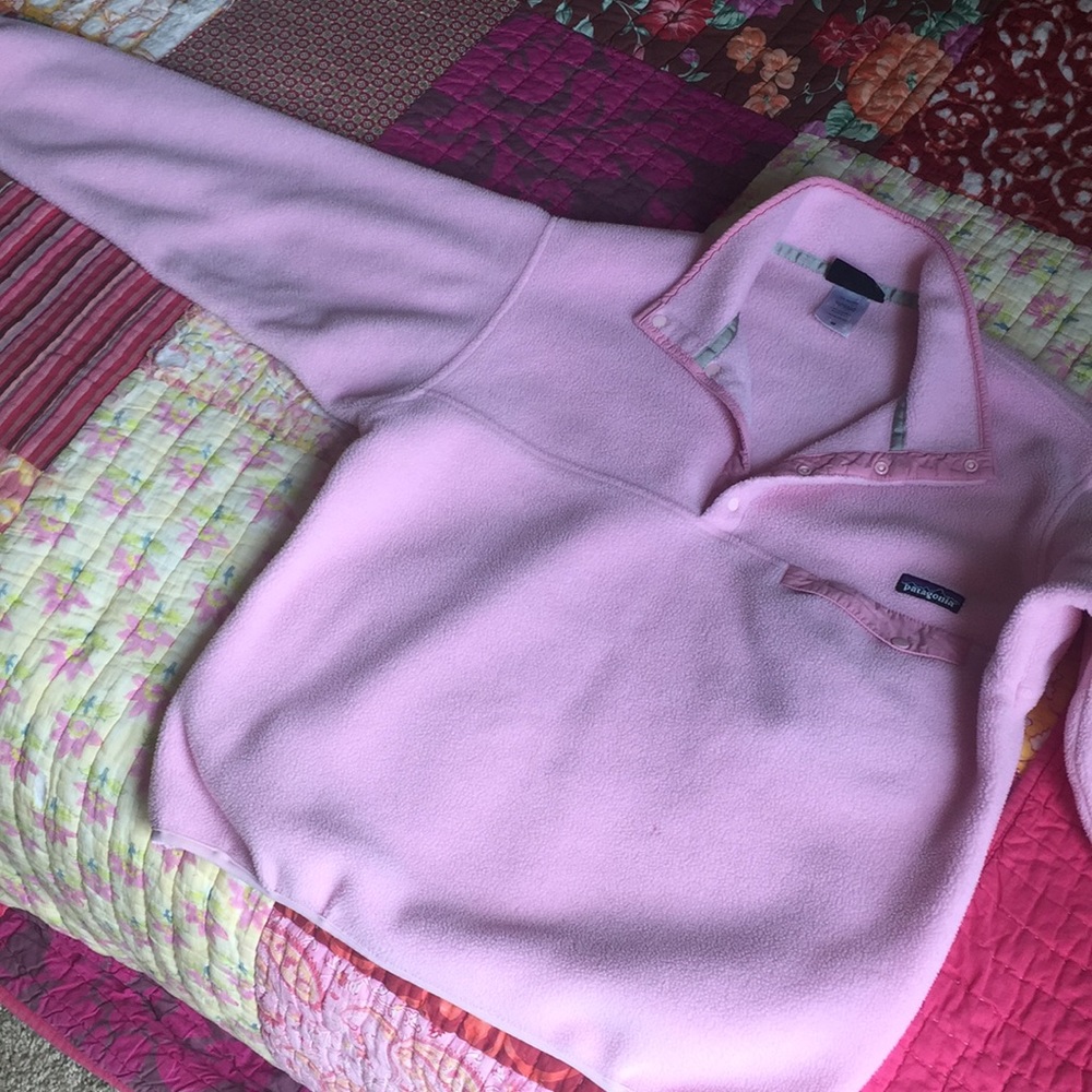 Light pink fleece. Size medium, would fit large